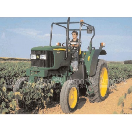 Многофункциональный минитрактор John Deere 5515 в Омске