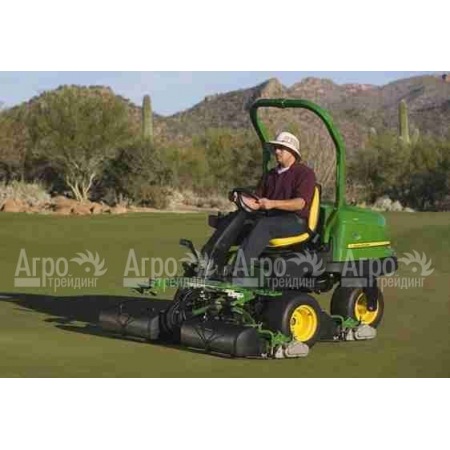 Косилка для грина John Deer 2500 B gas в Омске