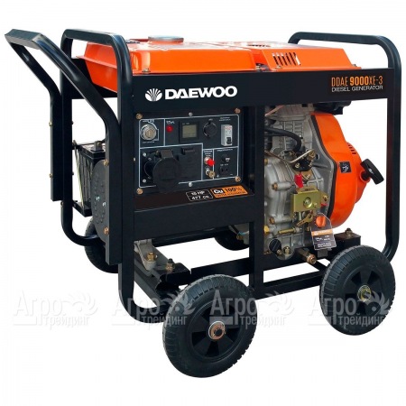 Дизельгенератор Daewoo DDAE 9000XE-3 6.4 кВт в Омске